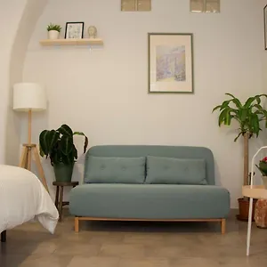 https://la-casetta.catania-hotels.net